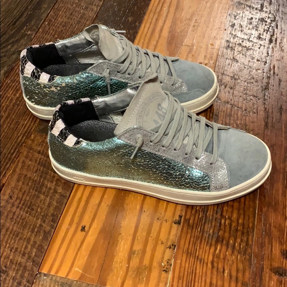 P448 shoes